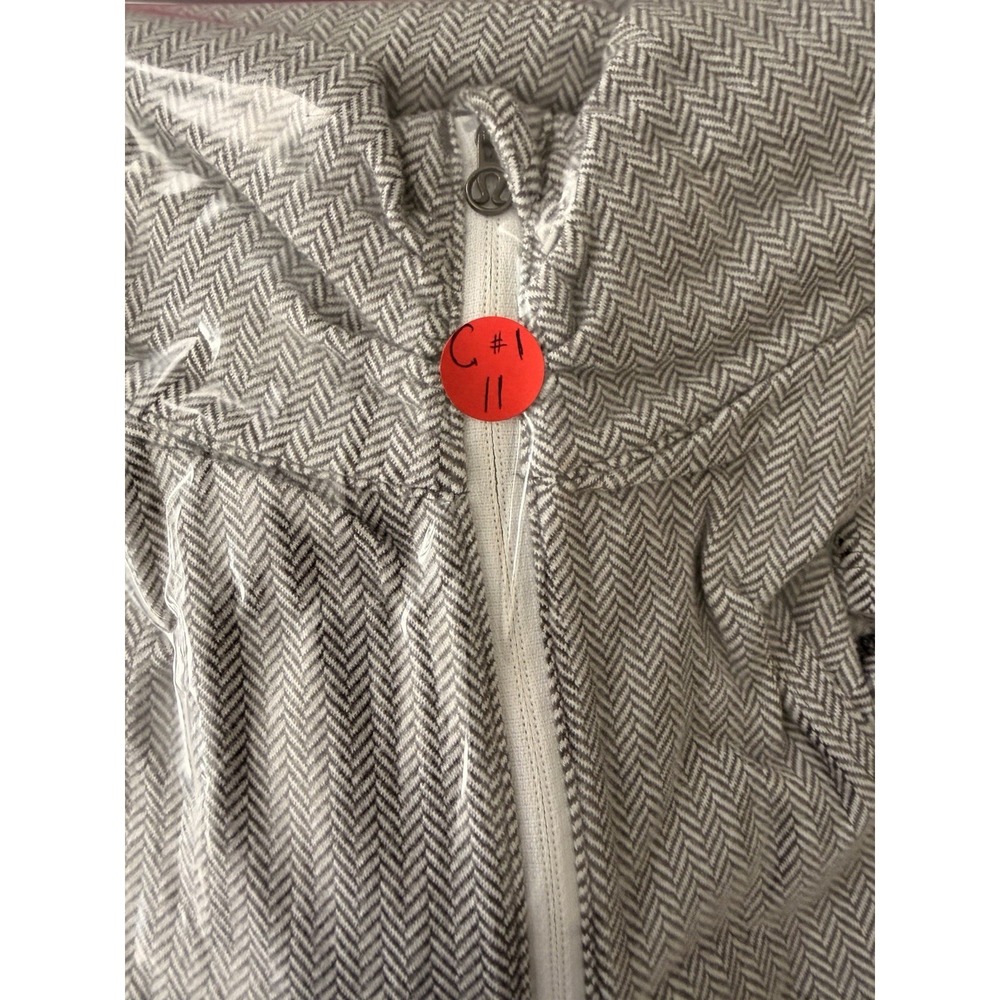 Lululemon Women's Kanto Catch Me 1/2 Zip Top Heather White Slate grey Size 8 - Picture 16 of 16
